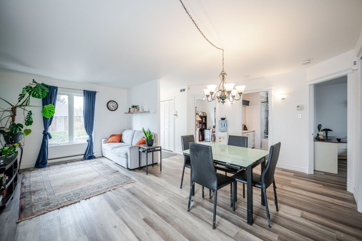 Salle à manger — 31 Rue Quintal, Saint-Liboire