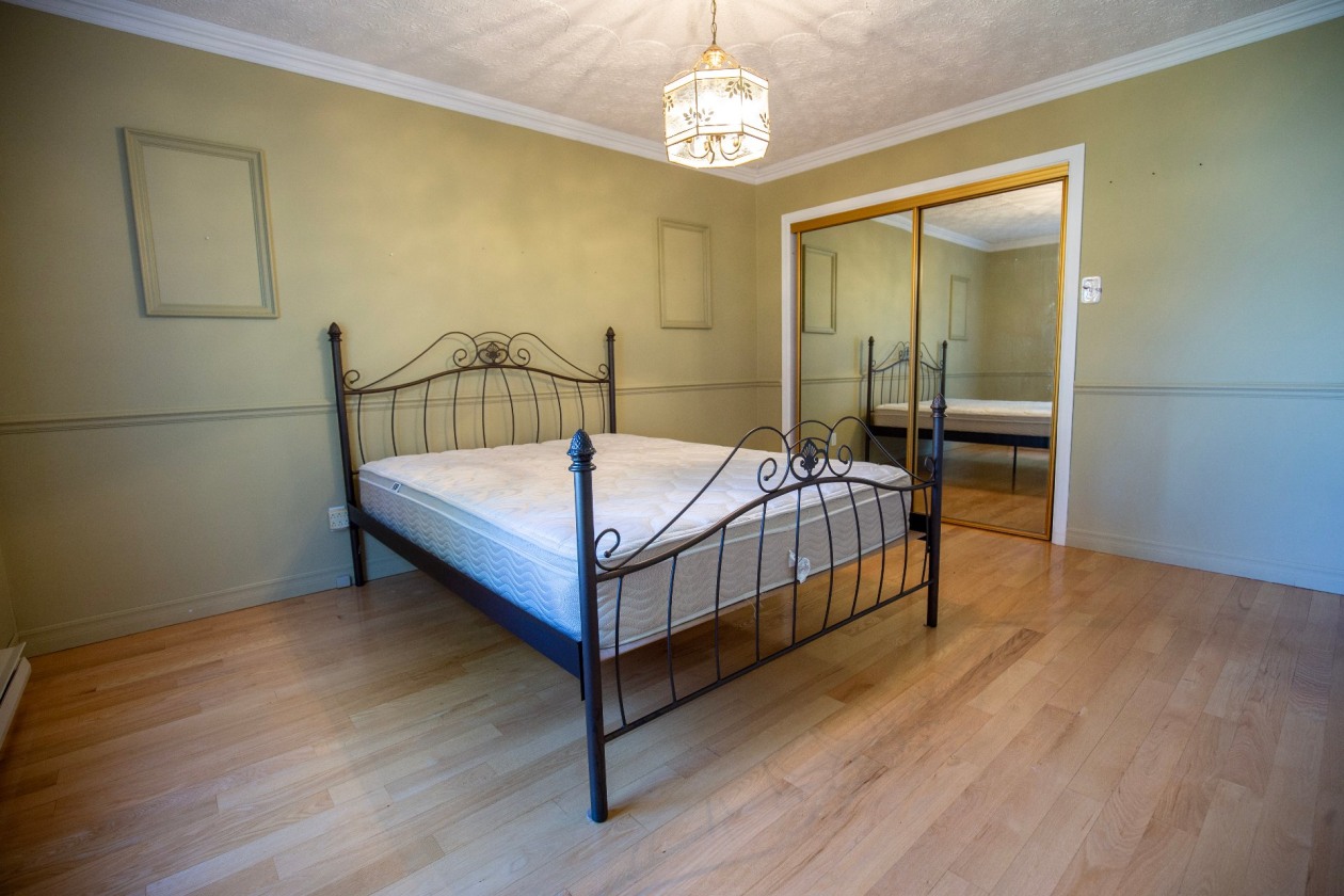 Chambre à coucher principale — 374 Route 138, Saint-Hilarion