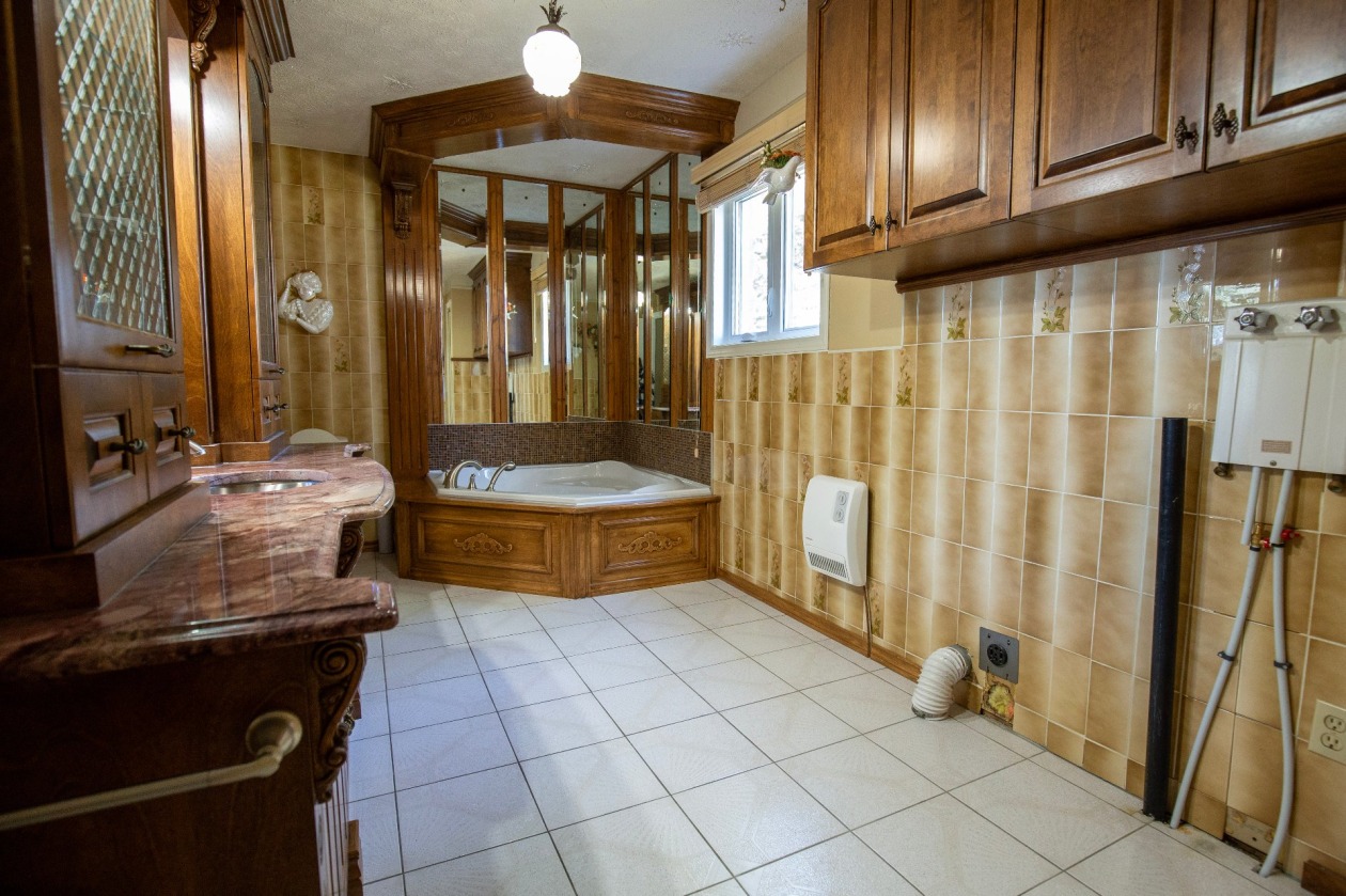 Salle de bains — 374 Route 138, Saint-Hilarion