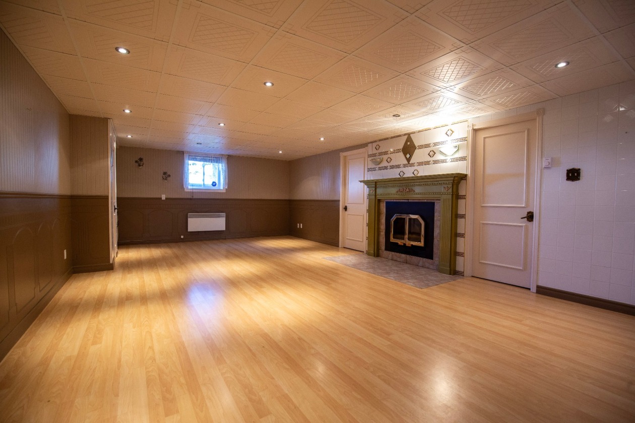 Salle familiale — 374 Route 138, Saint-Hilarion