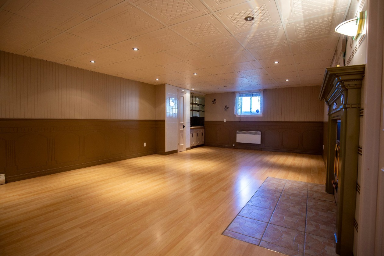 Salle familiale — 374 Route 138, Saint-Hilarion