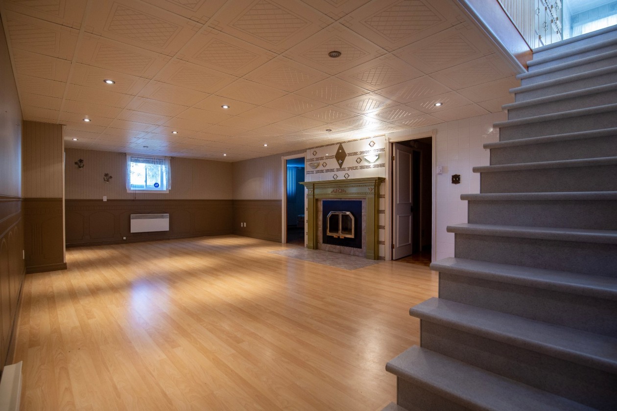 Salle familiale — 374 Route 138, Saint-Hilarion