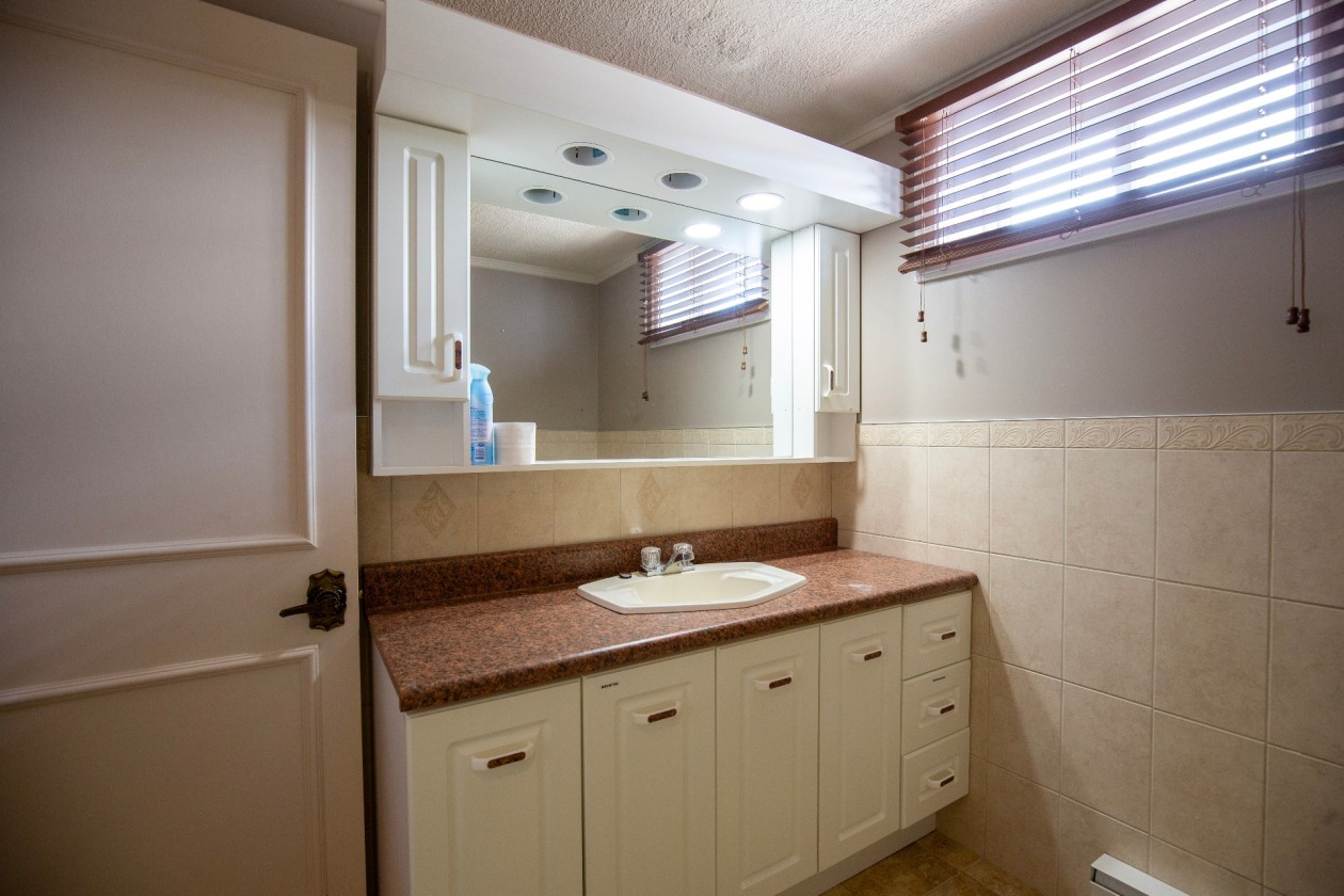 Salle de bains — 374 Route 138, Saint-Hilarion