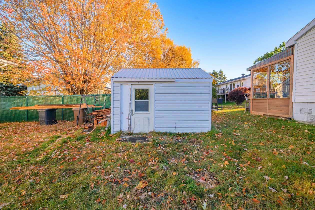 Remise — 867 Rue Arpin, Rimouski