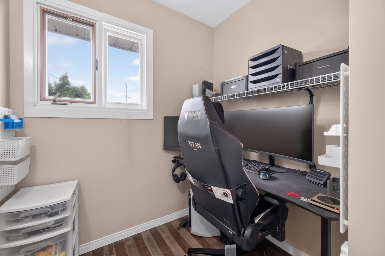 Bureau — 867 Rue Arpin, Rimouski