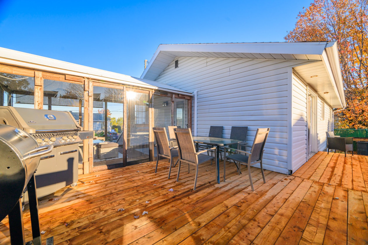 Terrasse — 867 Rue Arpin, Rimouski
