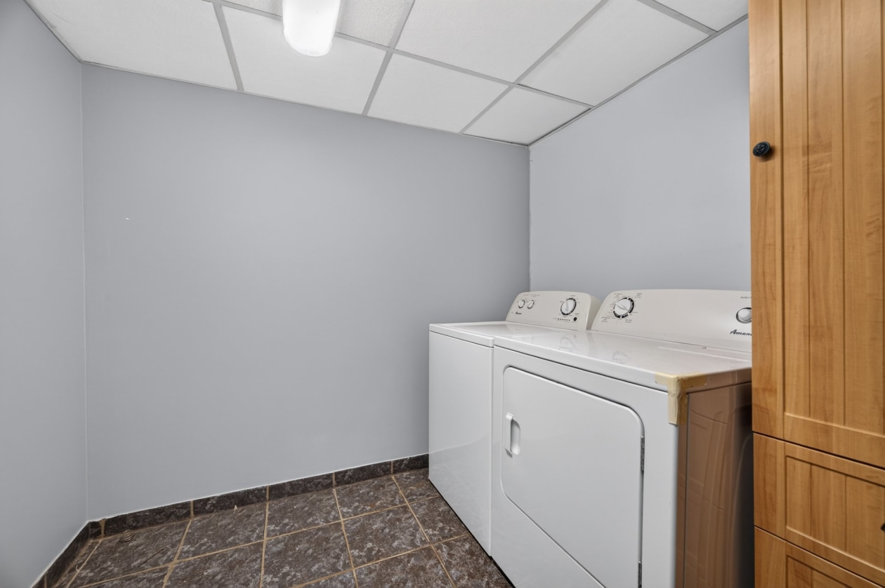 Salle de bains — 867 Rue Arpin, Rimouski