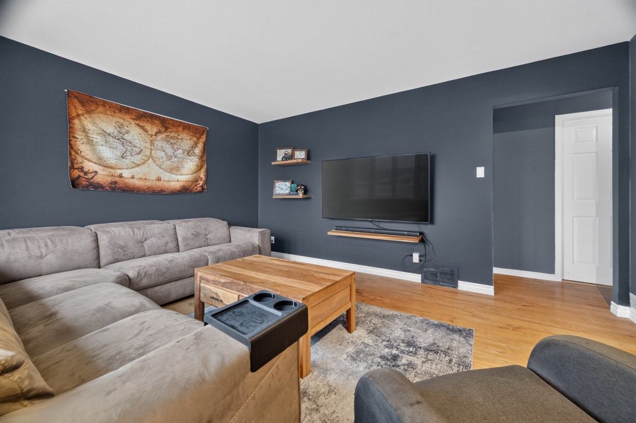 Salon — 867 Rue Arpin, Rimouski
