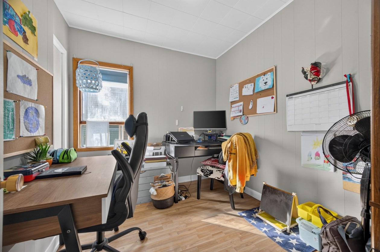Bureau — 10 - 10B Rue Bérubé, Témiscouata-sur-le-Lac