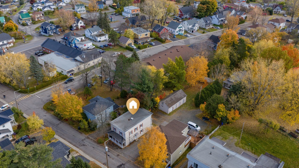 Photo aérienne — 10 - 10B Rue Bérubé, Témiscouata-sur-le-Lac