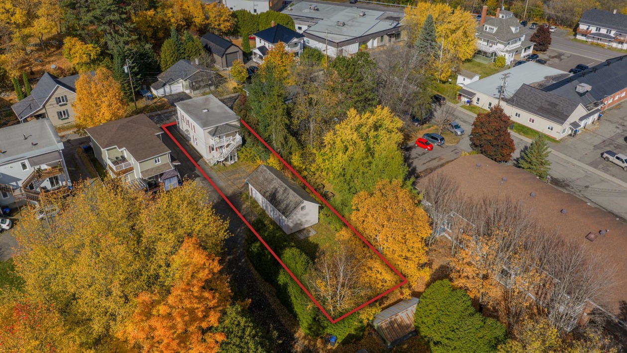 Photo aérienne — 10 - 10B Rue Bérubé, Témiscouata-sur-le-Lac