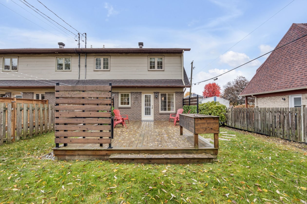 Balcony — 4541 Av. de l'Eau-Vive, Lévis