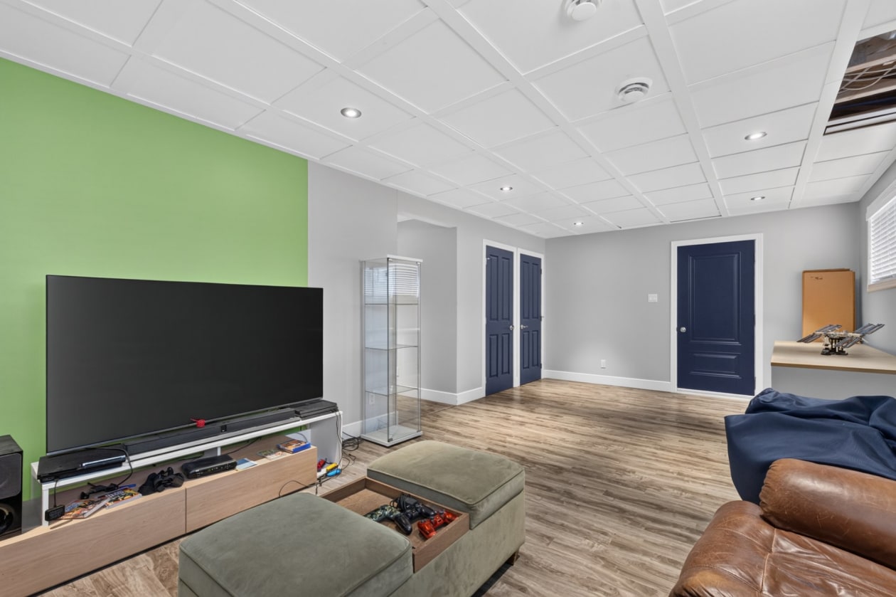 Salle familiale — 51 Rue de l'Osmonde, Sainte-Catherine-de-la-Jacques-Cartier