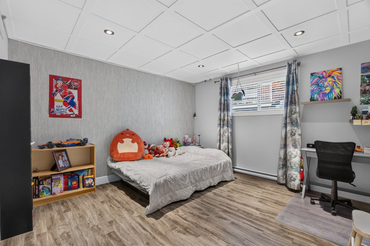 Chambre à coucher — 51 Rue de l'Osmonde, Sainte-Catherine-de-la-Jacques-Cartier