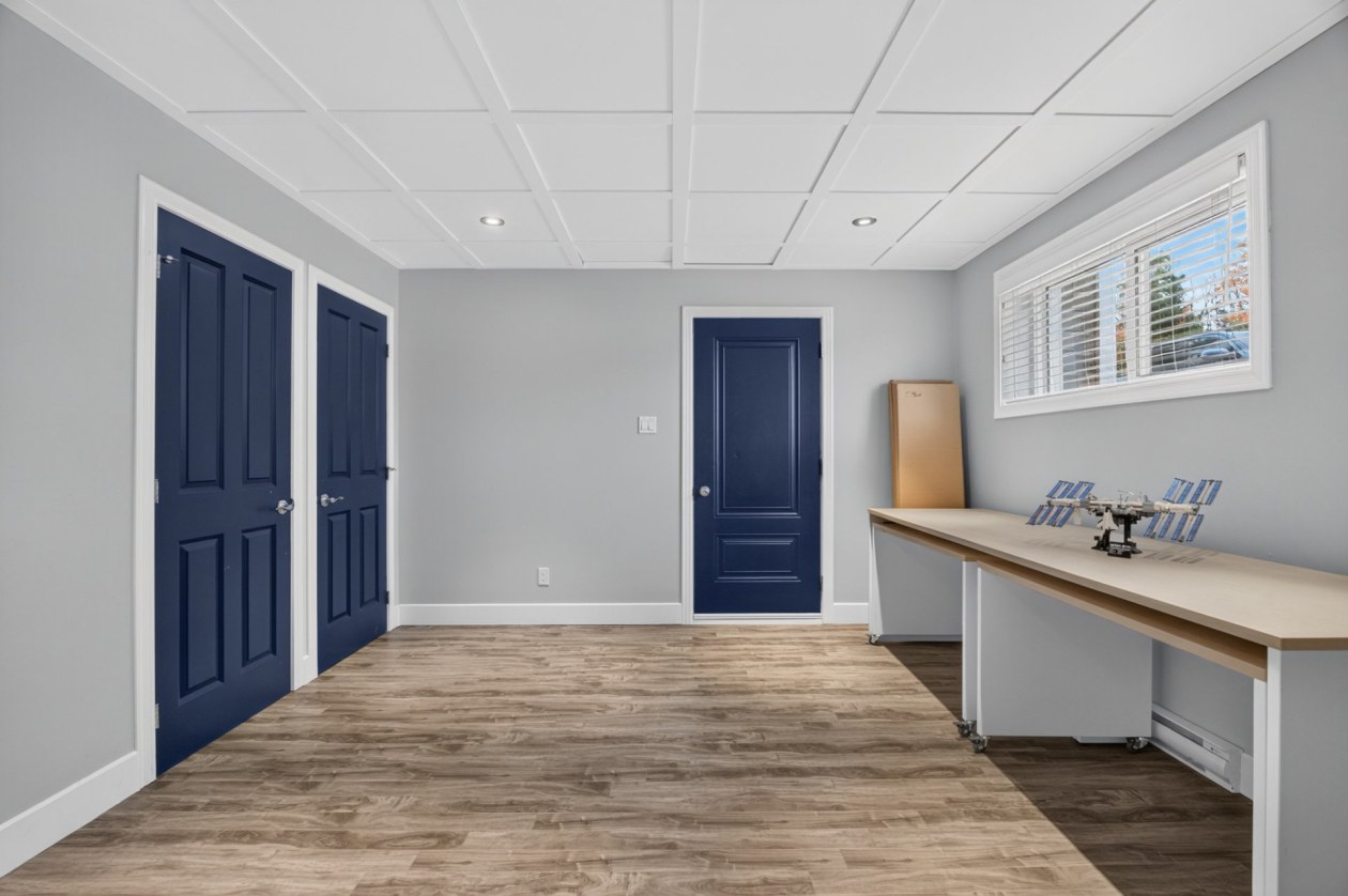 Salle familiale — 51 Rue de l'Osmonde, Sainte-Catherine-de-la-Jacques-Cartier