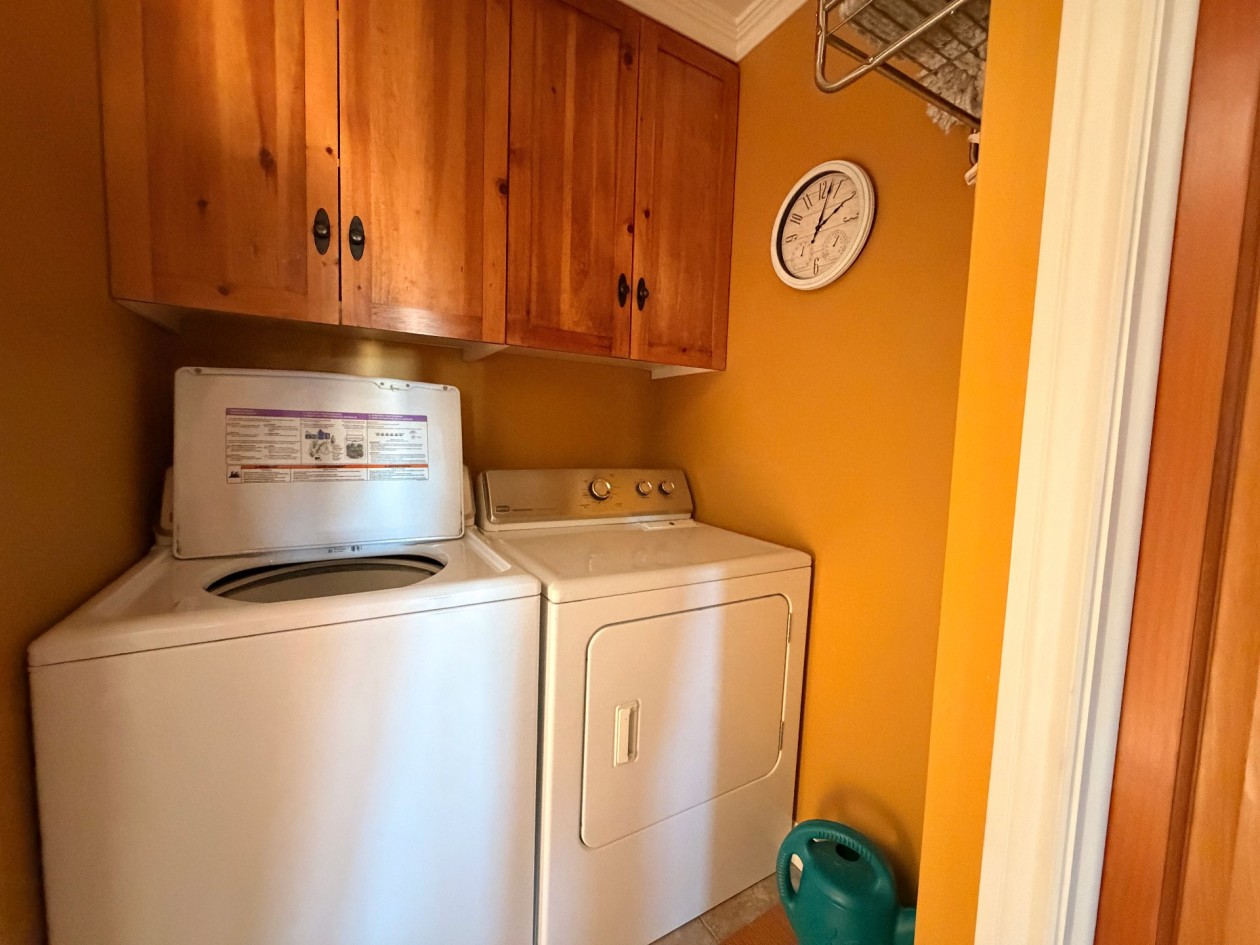 Salle de lavage — 594 Boul. du Griffon, Gaspé