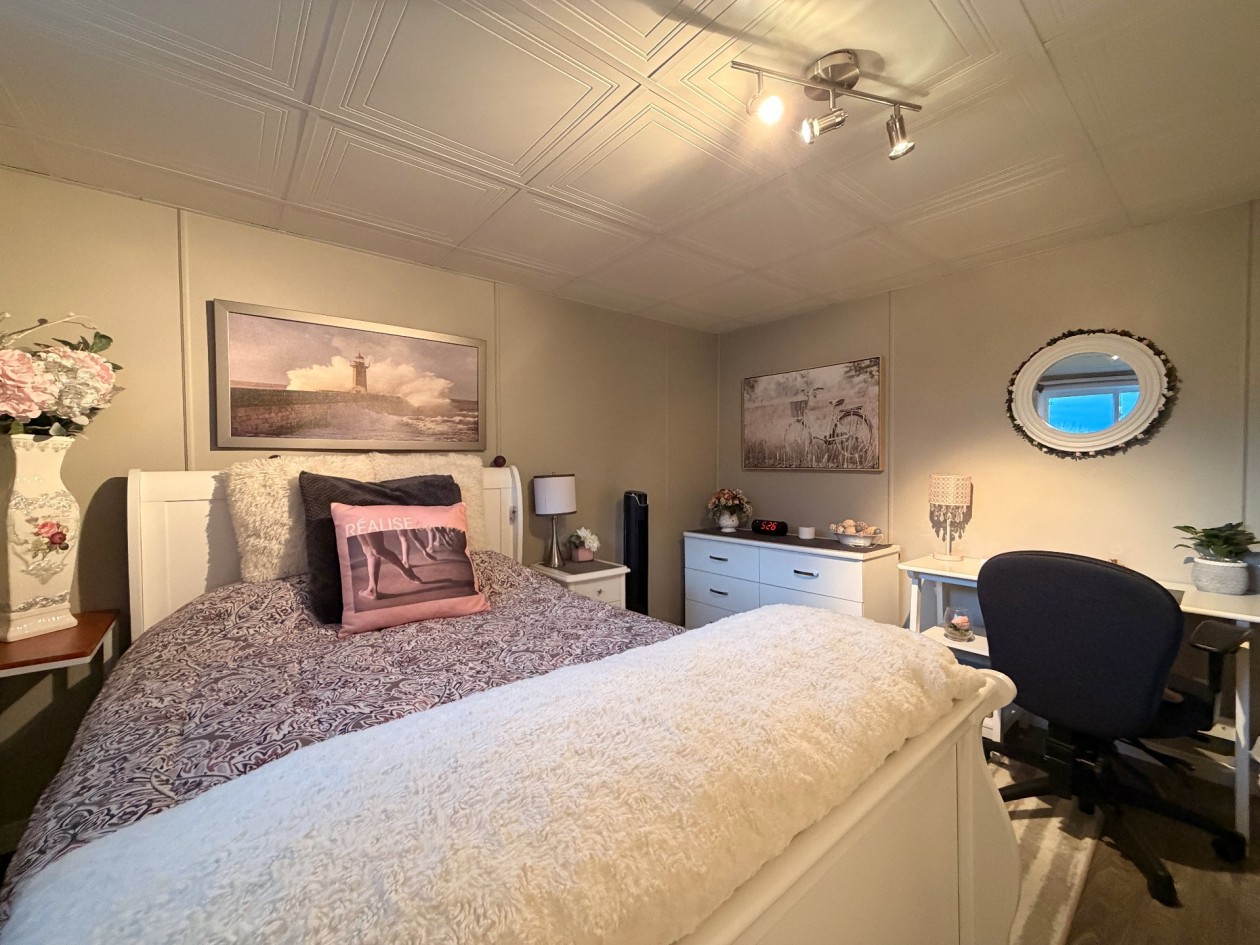 Chambre à coucher — 594 Boul. du Griffon, Gaspé