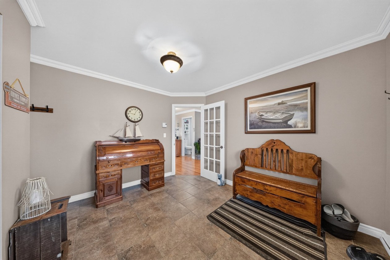 Hall d'entrée — 150 Rue Ernest-Bergeron, Sherbrooke