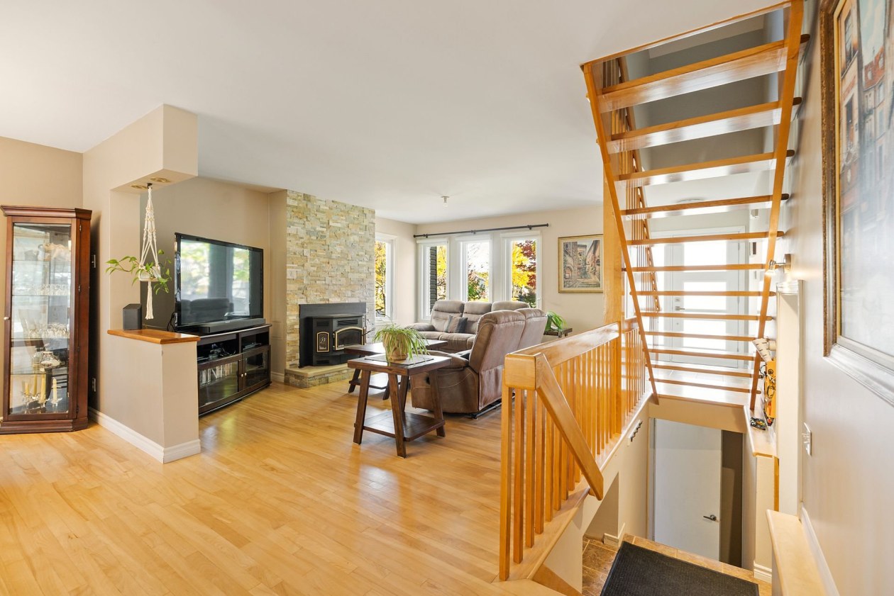 Escalier — 987 Rue Deveau, Trois-Rivières