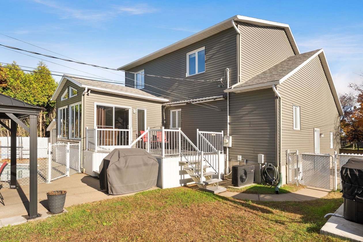 Face arrière — 987 Rue Deveau, Trois-Rivières