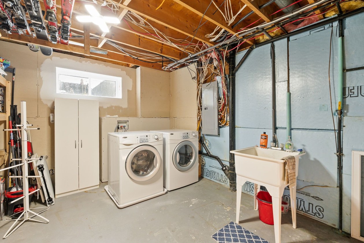 Atelier — 987 Rue Deveau, Trois-Rivières