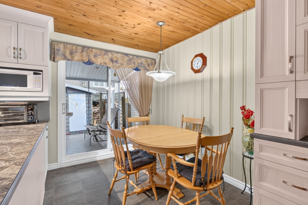 Salle à manger — 9150 Rue de l'Amazone, Québec