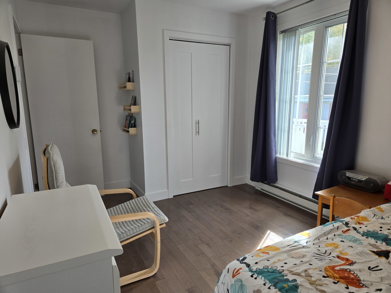 Chambre à coucher — 372 Rue Duportail, Québec