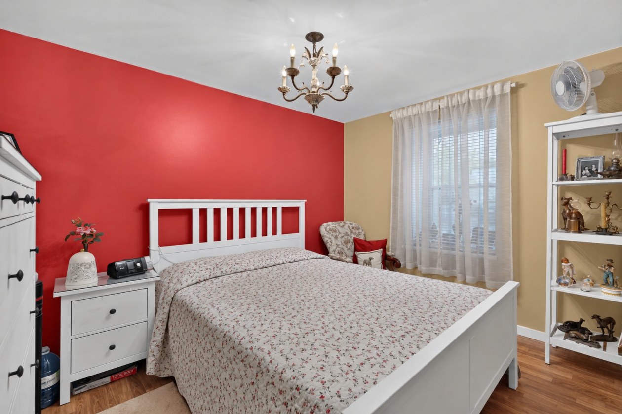 Chambre à coucher principale — 1975 - 1979 Av. de la Station, Québec