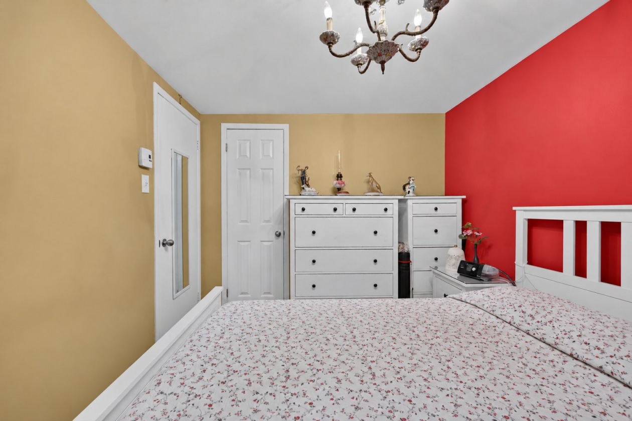 Chambre à coucher principale — 1975 - 1979 Av. de la Station, Québec