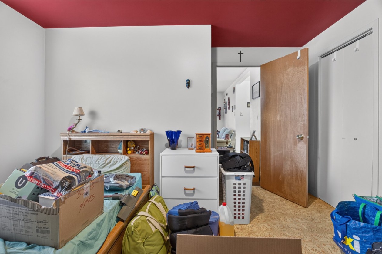 Chambre à coucher — 1975 - 1979 Av. de la Station, Québec