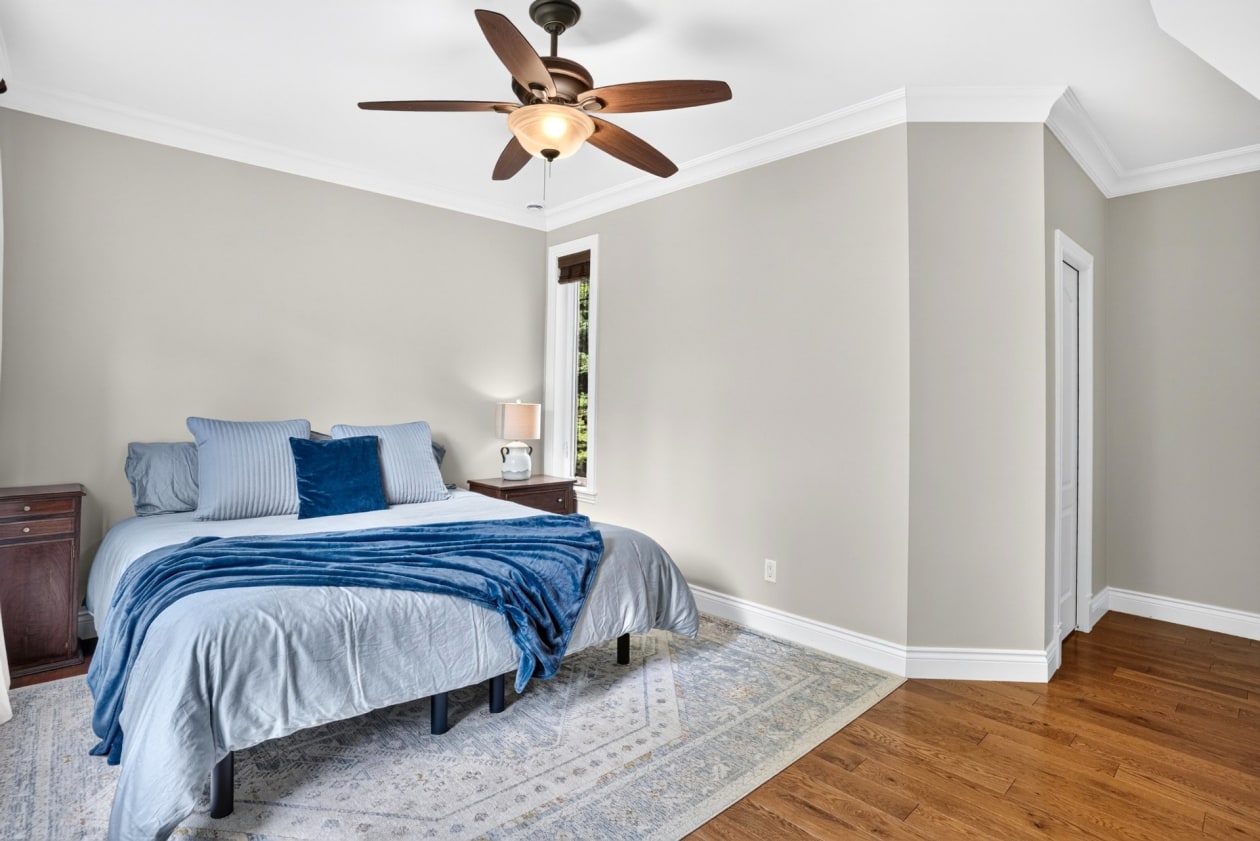 Chambre à coucher principale — 19 Rue des Gemmes, Sainte-Marguerite-du-Lac-Masson