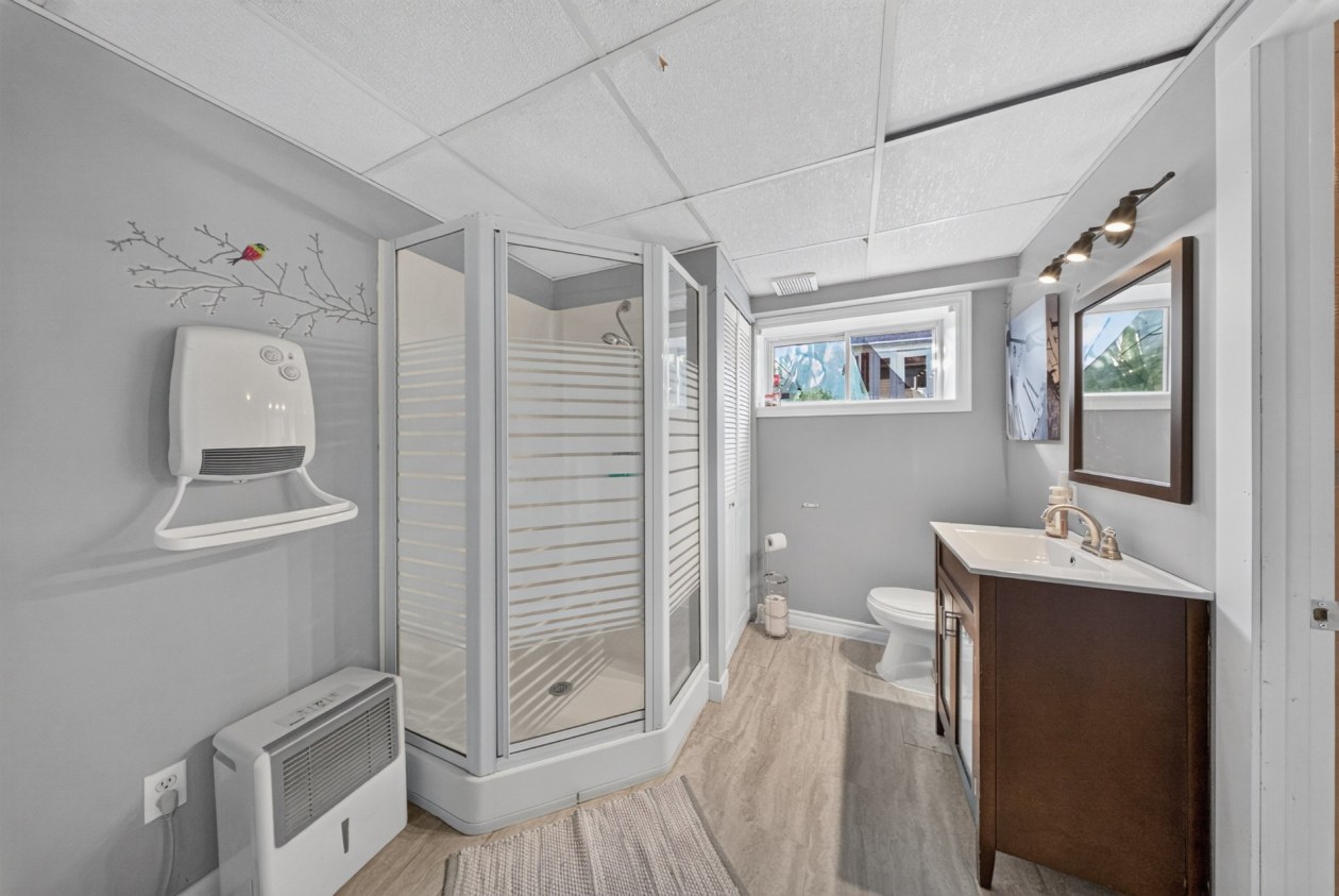 Salle de bains — 1398 Rue Labelle, Sherbrooke