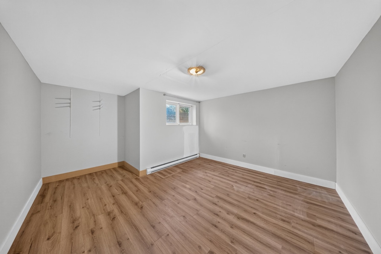 Bedroom — 4945 Rue Gabriel, Sherbrooke