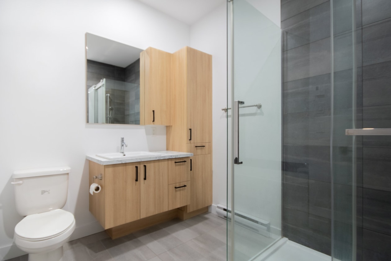 Salle de bains — 663 Rue Jacob-Nicol, Roxton Pond