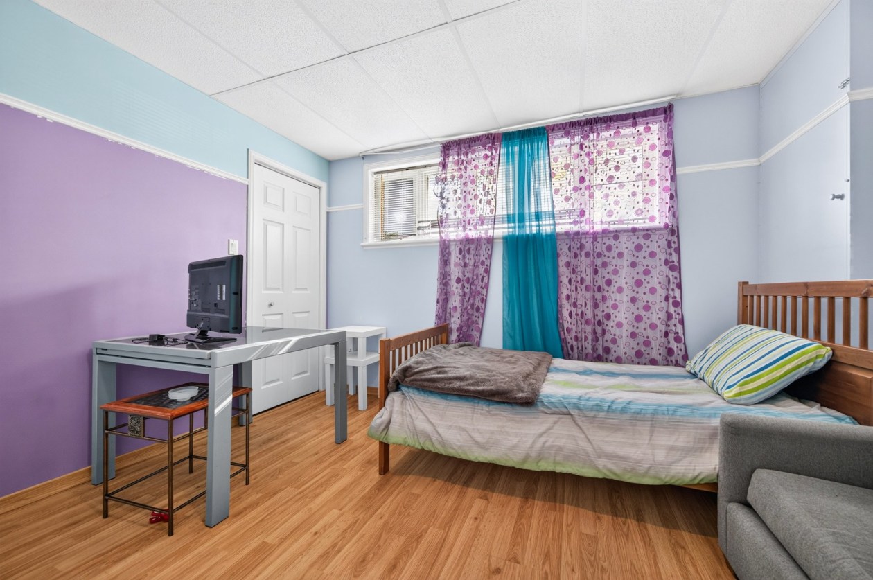 Chambre à coucher — 1798 Av. de l'Amiral, Québec