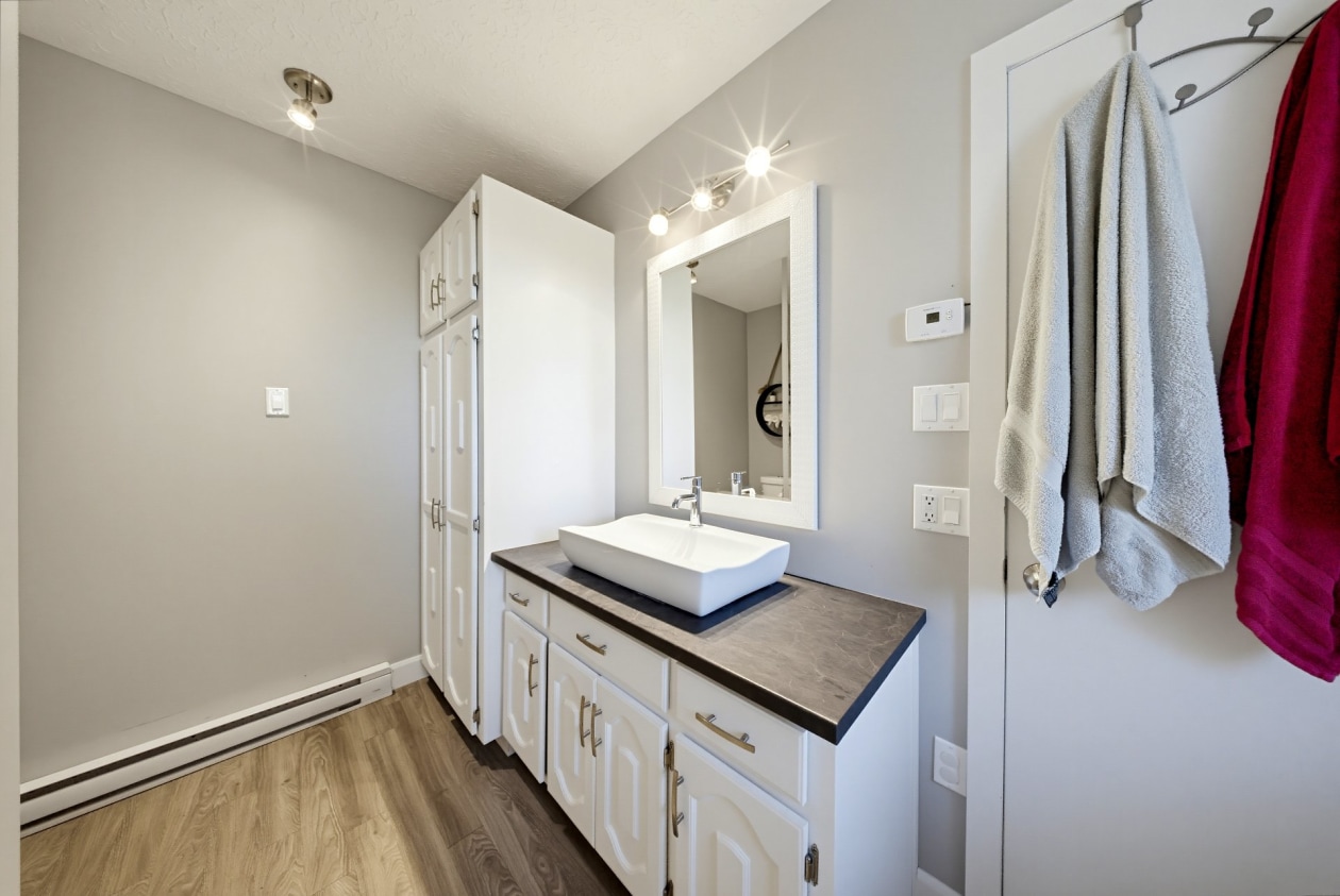 Salle de bains — 435 Rue St-Lambert, Sherbrooke
