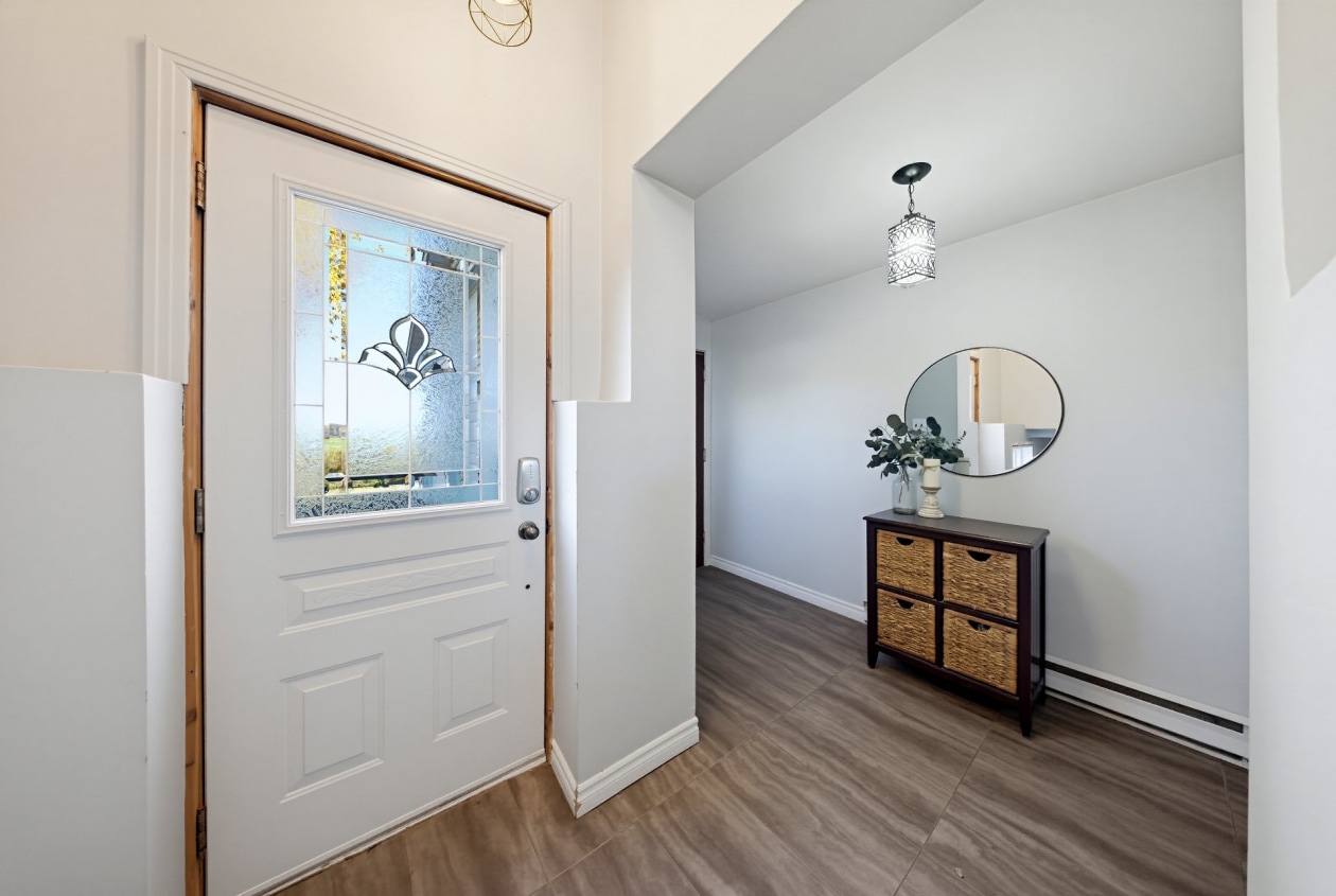 Hall d'entrée — 435 Rue St-Lambert, Sherbrooke