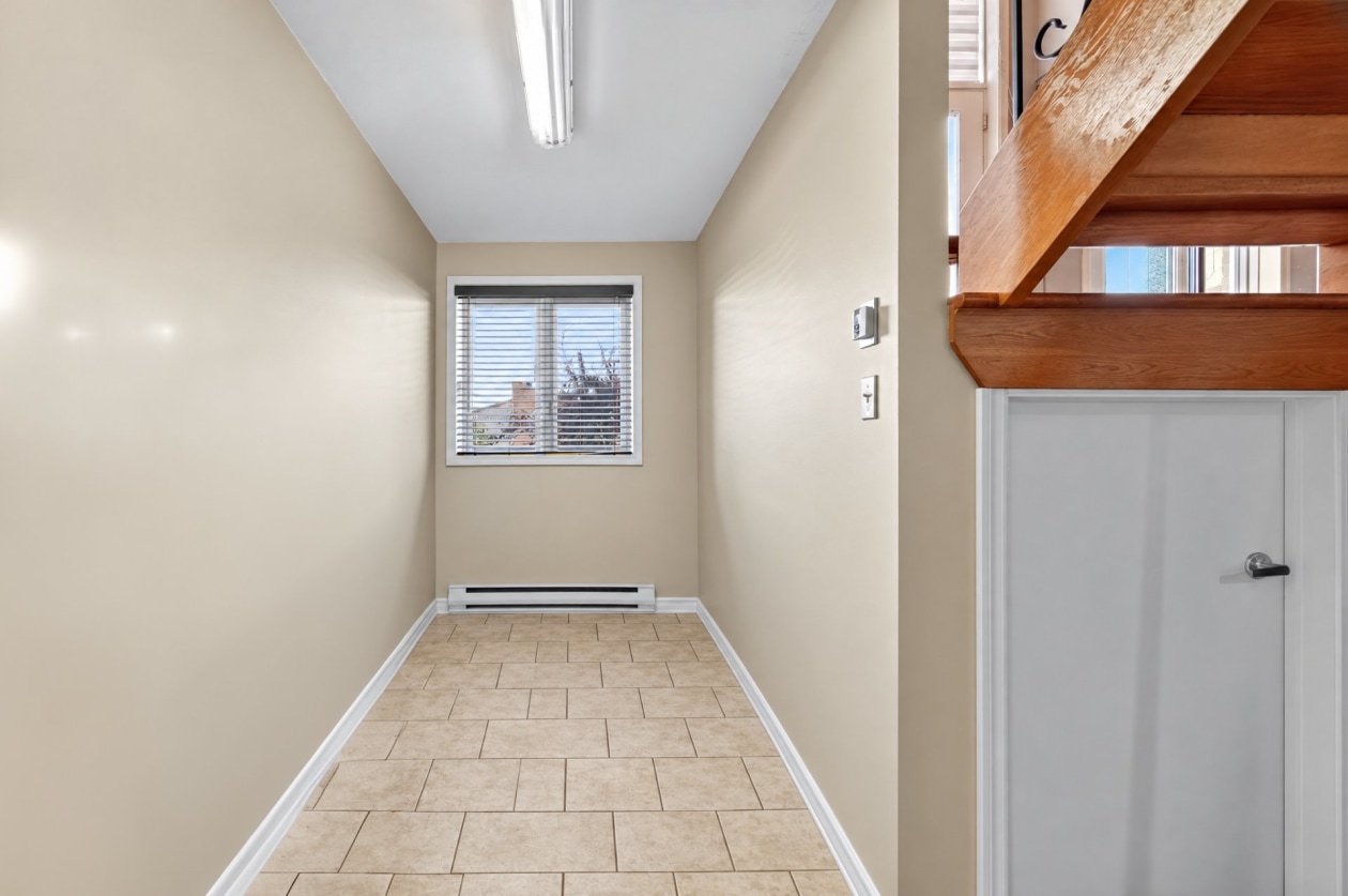Salle familiale — 65 Rue de la Charente, Rimouski