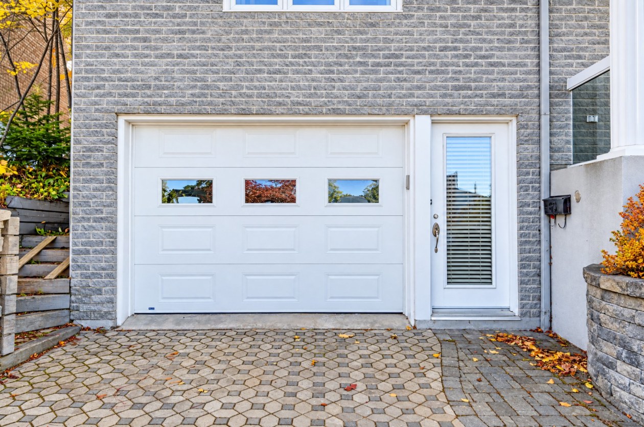 Garage — 65 Rue de la Charente, Rimouski