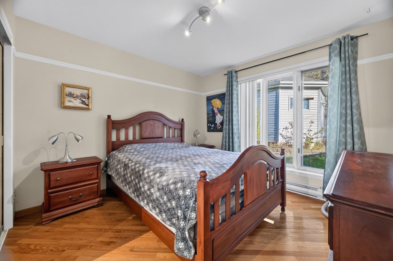 Chambre à coucher — 65 Rue de la Charente, Rimouski