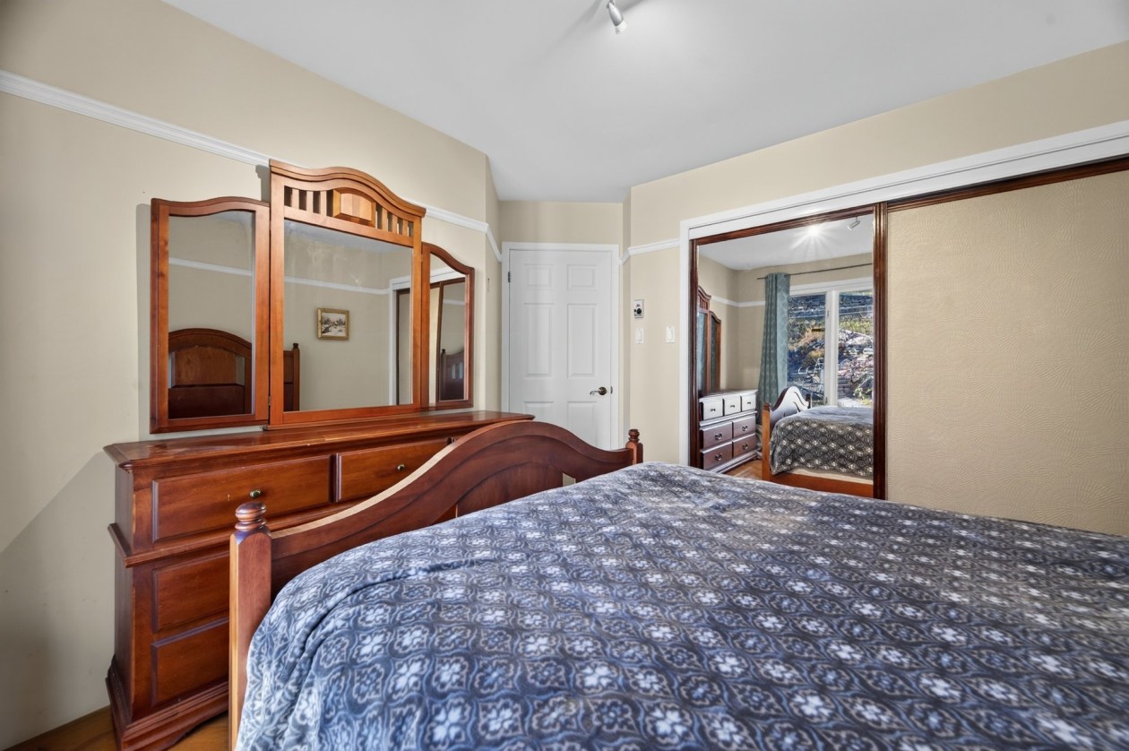 Chambre à coucher — 65 Rue de la Charente, Rimouski