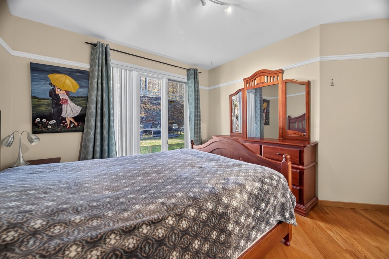 Chambre à coucher — 65 Rue de la Charente, Rimouski