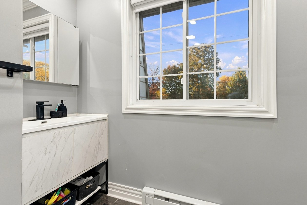Salle de bains — 190 Rue Gordon, Châteauguay