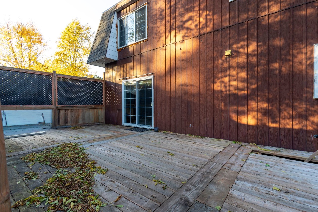 Cour — 190 Rue Gordon, Châteauguay