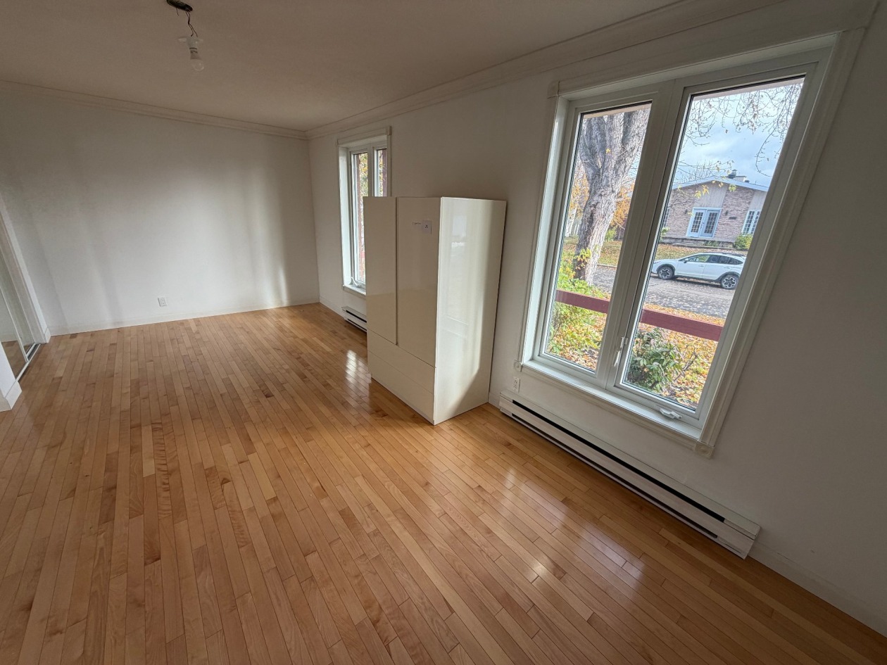 Chambre à coucher — 1702 Rue de Normandie, Saguenay