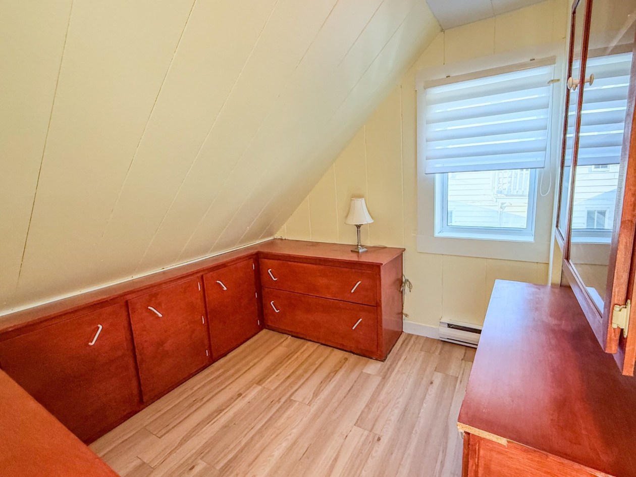 Chambre à coucher — 353 Av. Lefebvre, Chandler