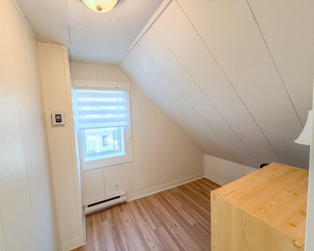Chambre à coucher — 353 Av. Lefebvre, Chandler