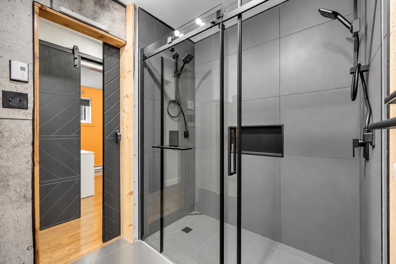 Salle de bains — 12625 Boul. St-Claude, Québec