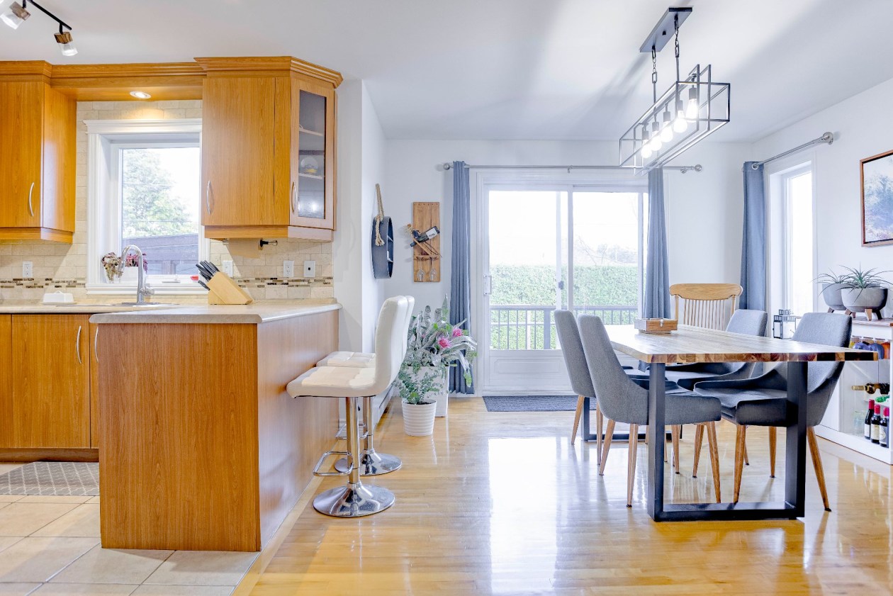 Salle à manger — 985 Rue des Harfangs, Trois-Rivières