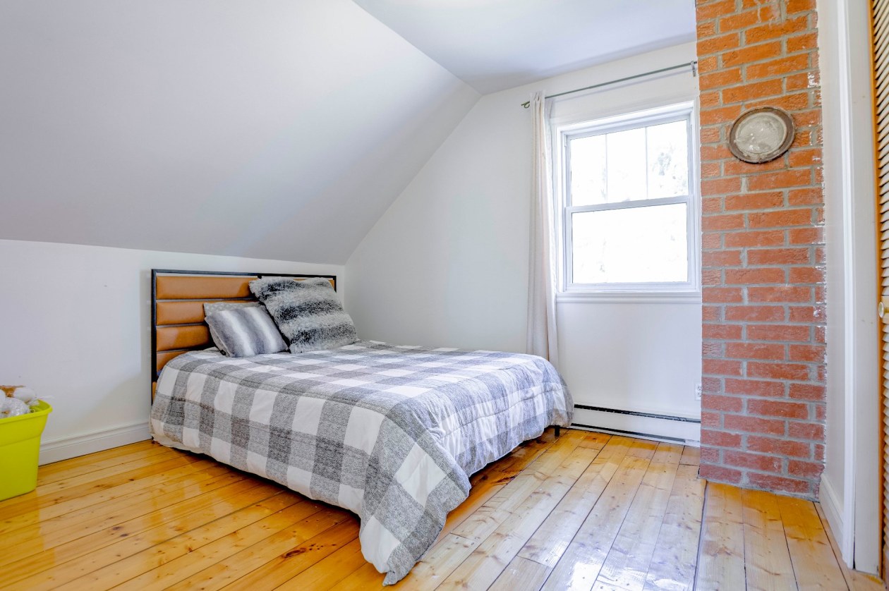 Chambre à coucher — 19180 Boul. des Acadiens, Bécancour